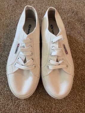Superga White Canvas Low-Top Platform Sneakers